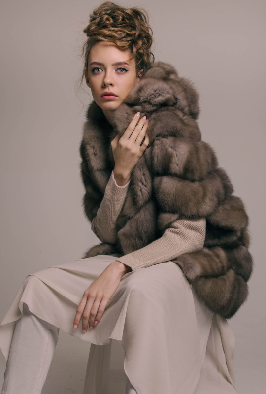 Жилет из соболя, 72776H, rovere/тортора